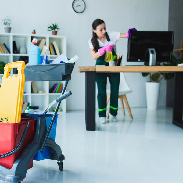 happy house cleaning service -office cleaning